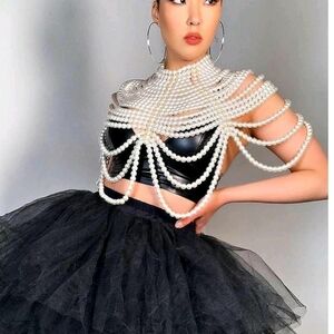 Pearl Body Chain Fashion Shoulder Necklaces Bra Body For WomenThe full body